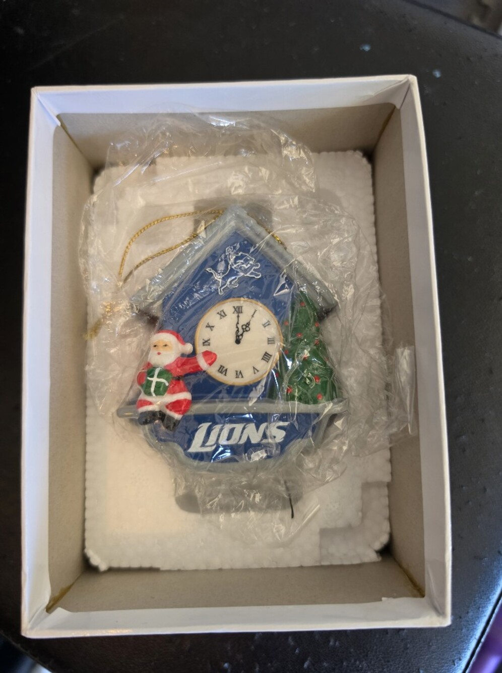 2015 Detroit Lions Danbury Mint cuckoo clock Christmas ornament Collector